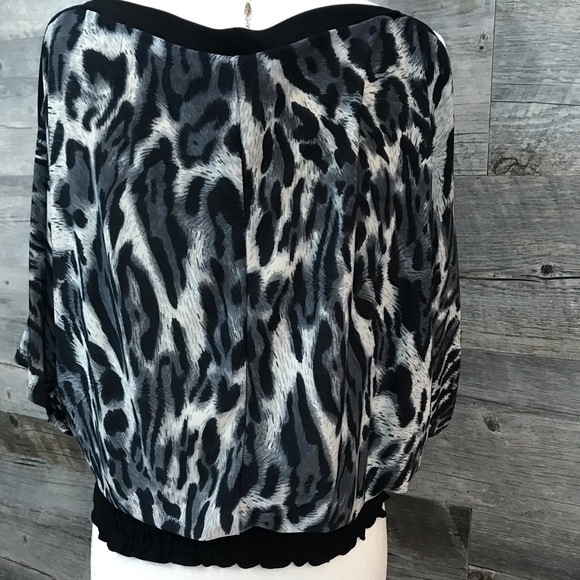 Cheetah Print Summer Blouse Medium - Picture 6 of 7